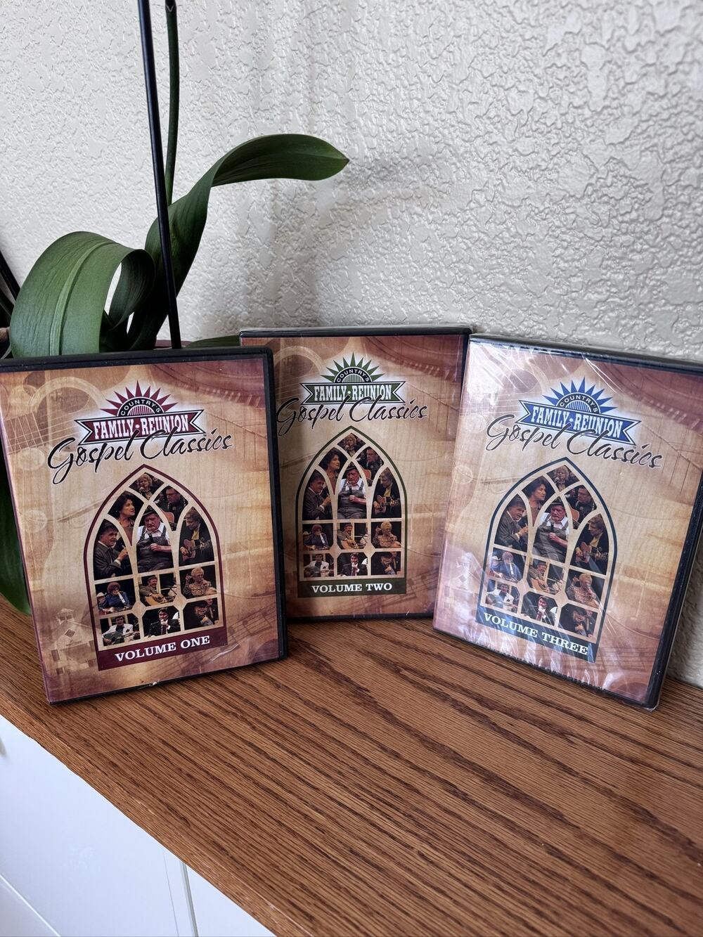 Gabriel Communications Country's Family Reunion Gospel Classics 3-DVD Set 2009